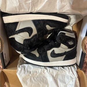 Jordan 1 Retro High OG Medium Grey/Black-White size 6C